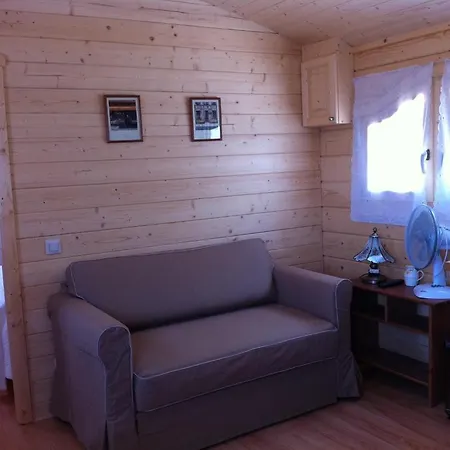 Le Castel Du Mont Boise Guest house
