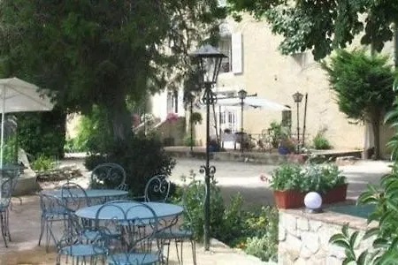 Le Castel Du Mont Boise Guest house Montboucher-sur-Jabron